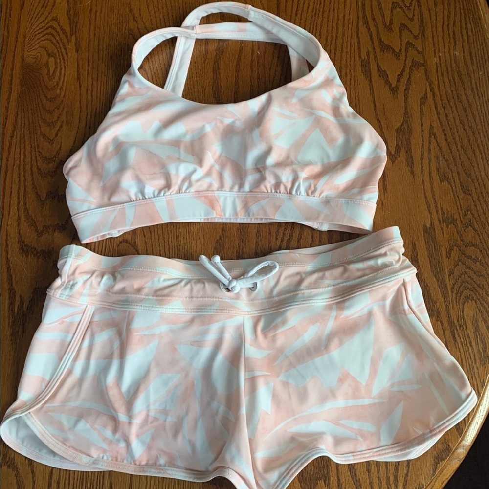 Athleta  bikini top s 36 b c